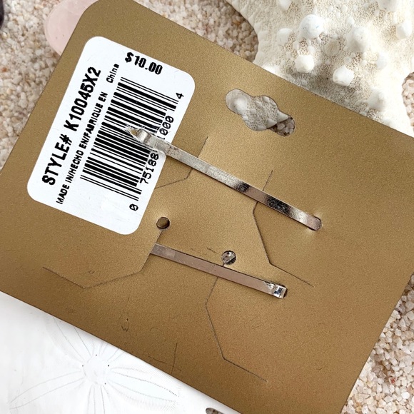 ✨🌸 Rhinestone Flower Barrettes - Picture 3 of 4